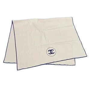 Chanel Beaute Throw Blanket